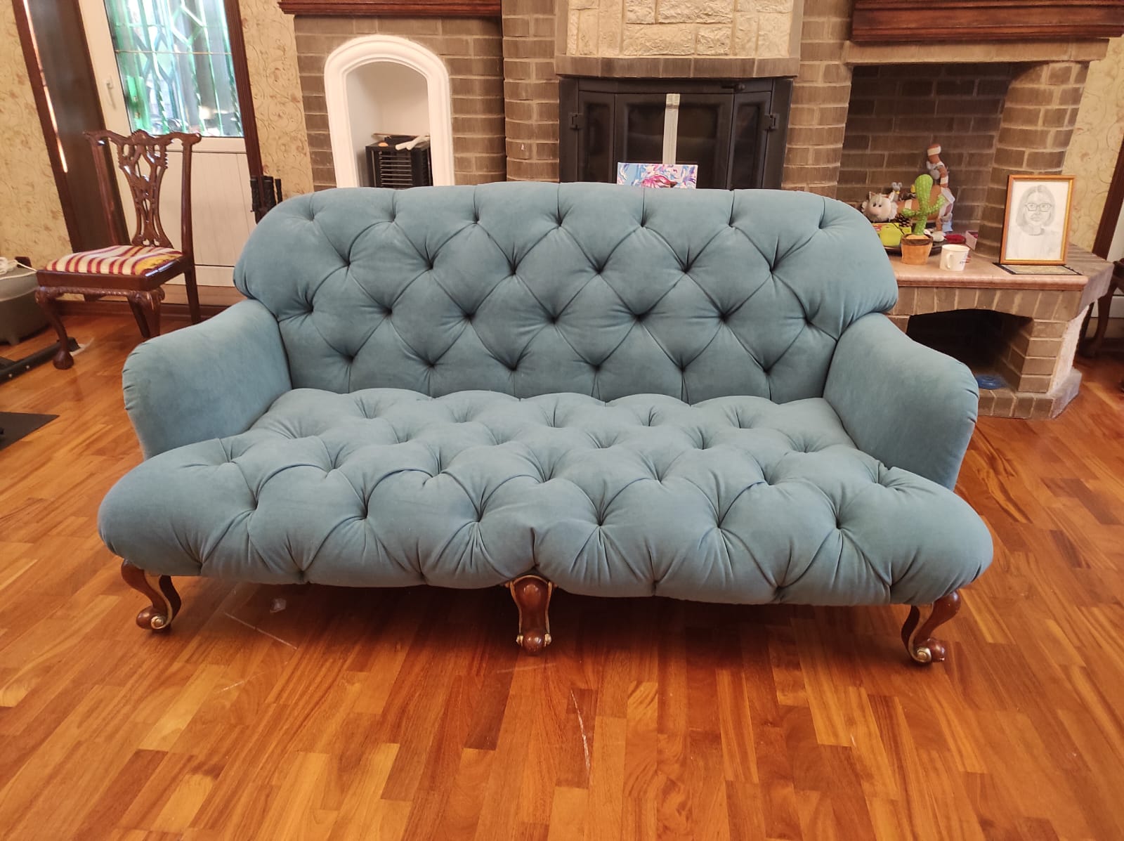 Перетяжка дивана. Первомайская